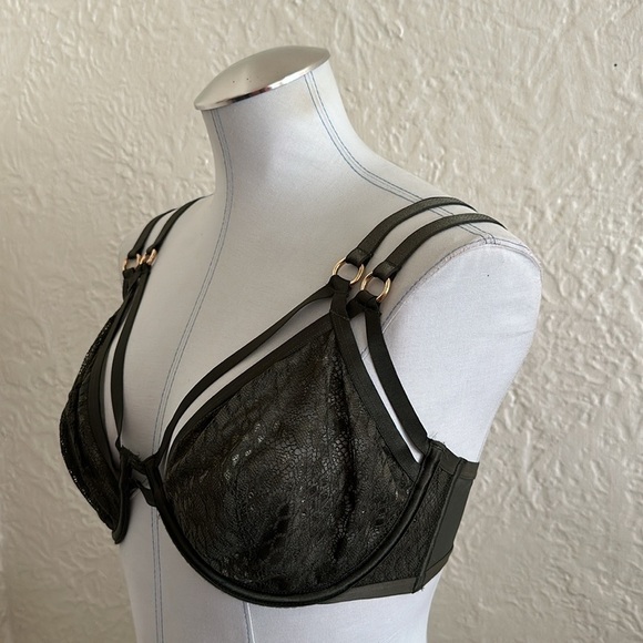 Victoria’s Secret Olive Forest Green Unlined Gold Rings Strappy Harness Bra 38DD - Picture 4 of 10